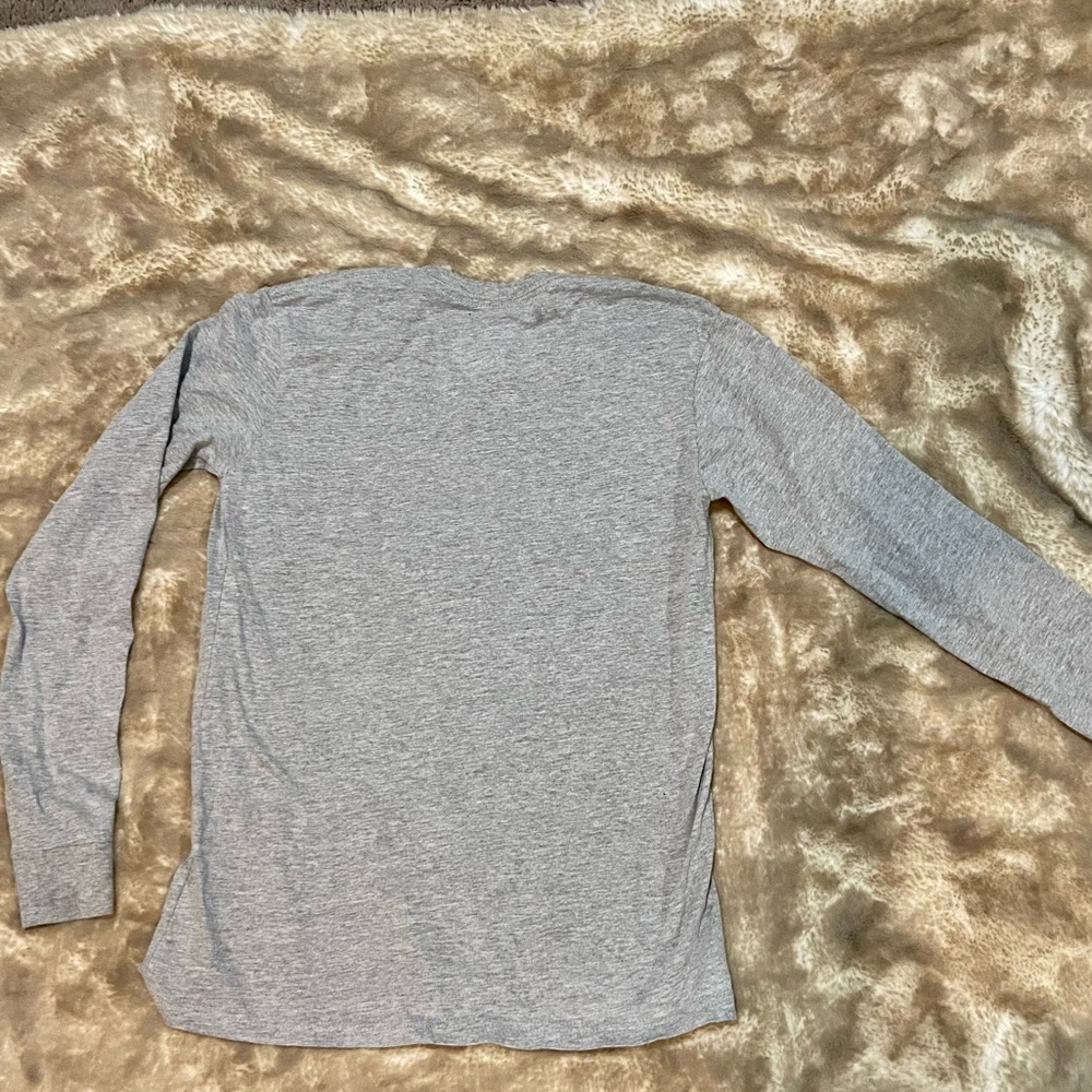 Detroit Redwings Long Sleeve Hockey Tee - Picture 3 of 3